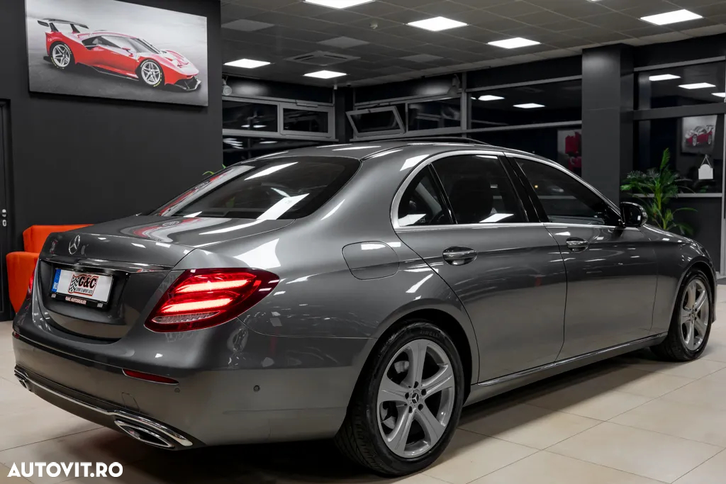 Mercedes-Benz E 220 d 9G-TRONIC AMG Line - 6