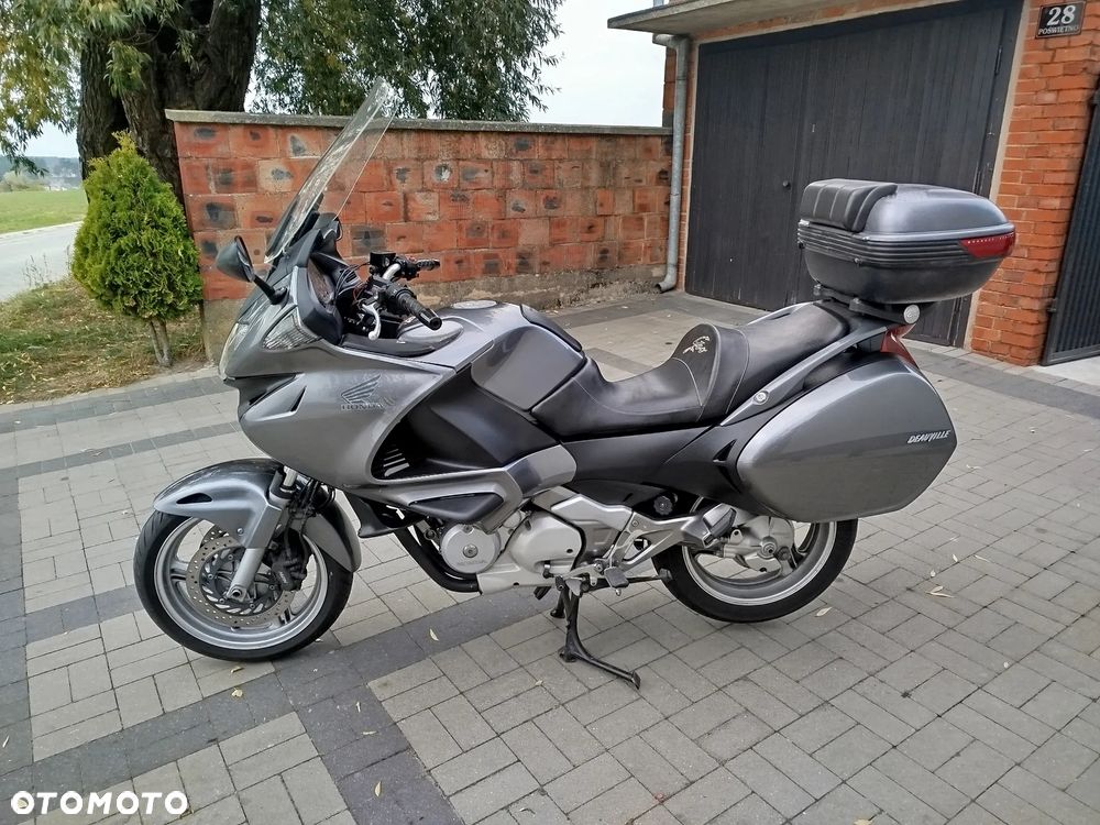 Honda NT