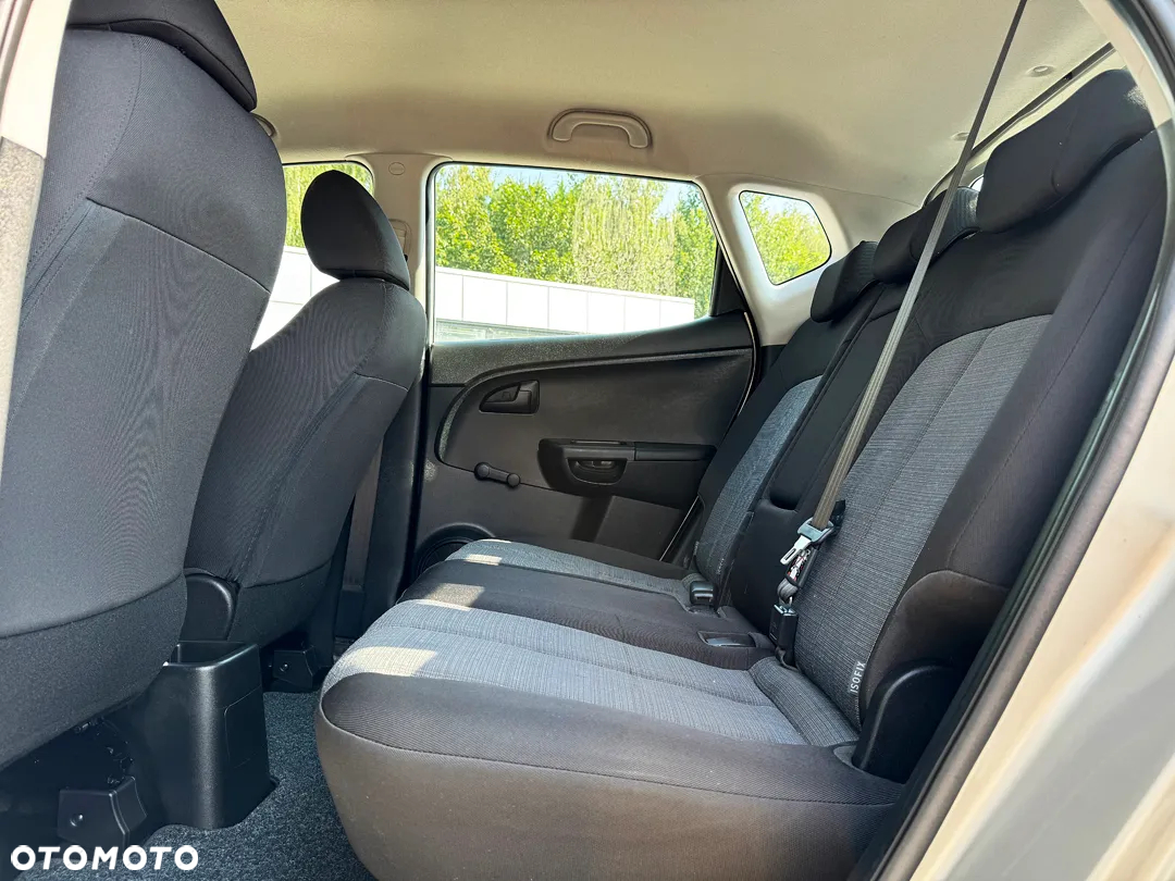 Kia Venga 1.4 CVVT Business Line - 30