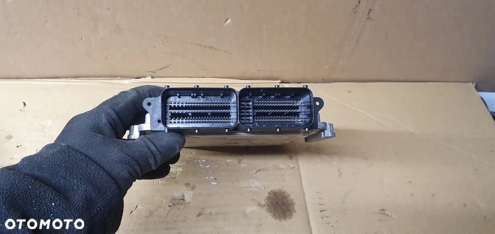 Komputer sterownik silnika Land Rover Discovery Sport L550 2.0 D HX73-12C520-FFE - 2