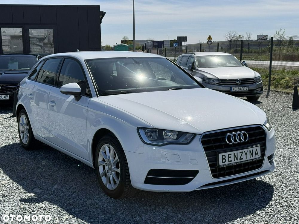 Audi A3 Sportback 1.2 TFSI Attraction - 3