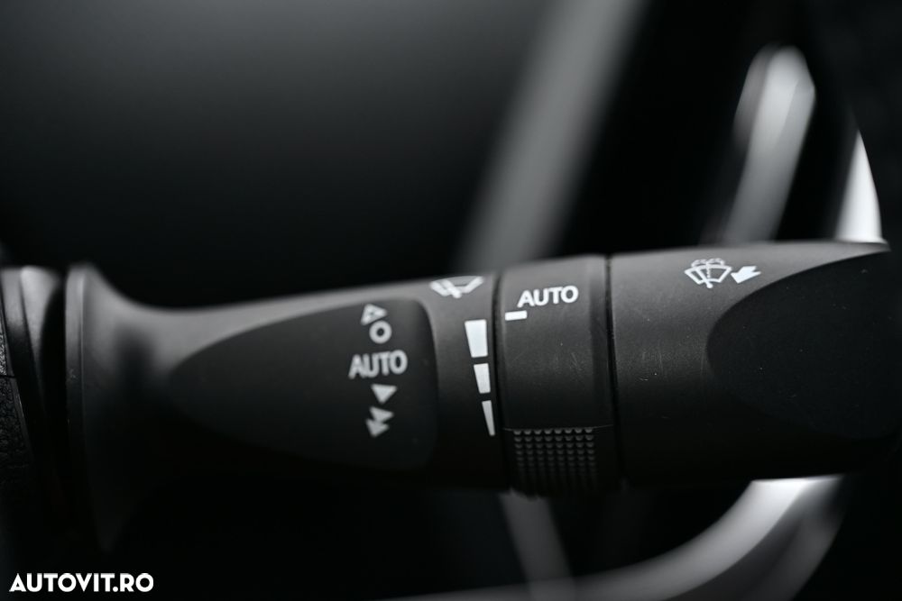 TOYOTA Prius 2020 — imagine 24