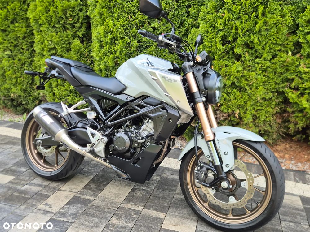 Honda CB - 2