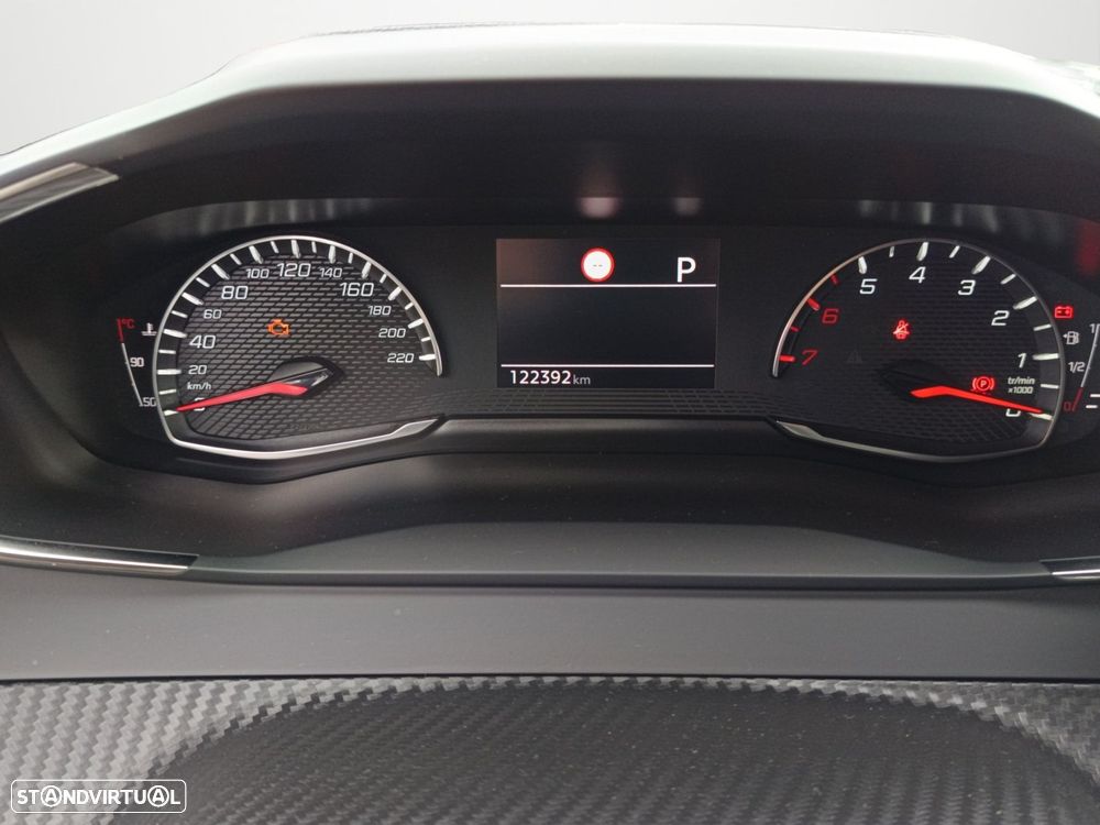 Peugeot 2008 1.5 BlueHDi Allure Pack EAT8 - 9