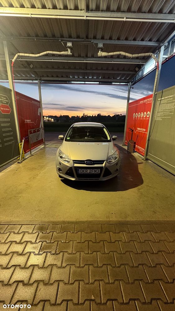 Ford Focus - 12