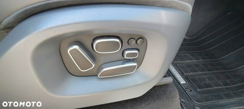 Land Rover Range Rover Sport - 19