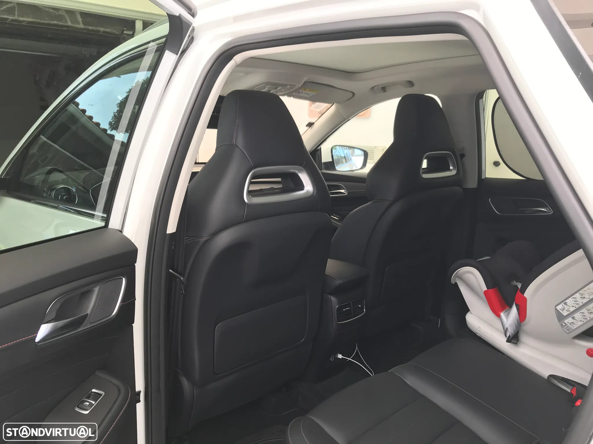 MG EHS 1.5 T-GDI Plug-in Hybrid Luxury - 6