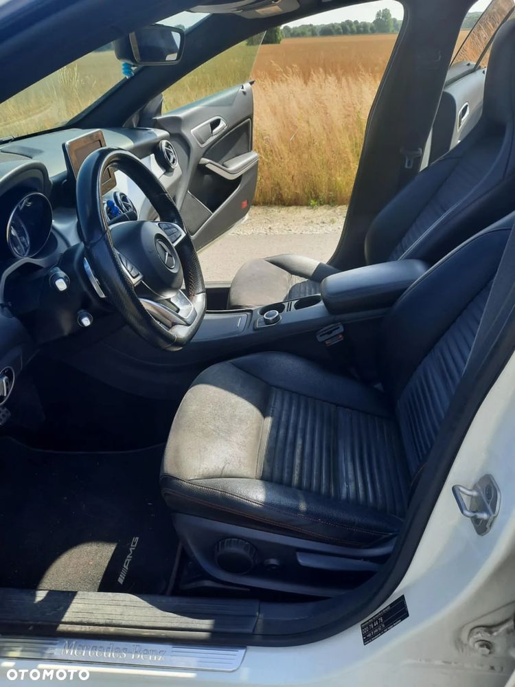Mercedes-Benz CLA 200 7G-DCT AMG Line - 18