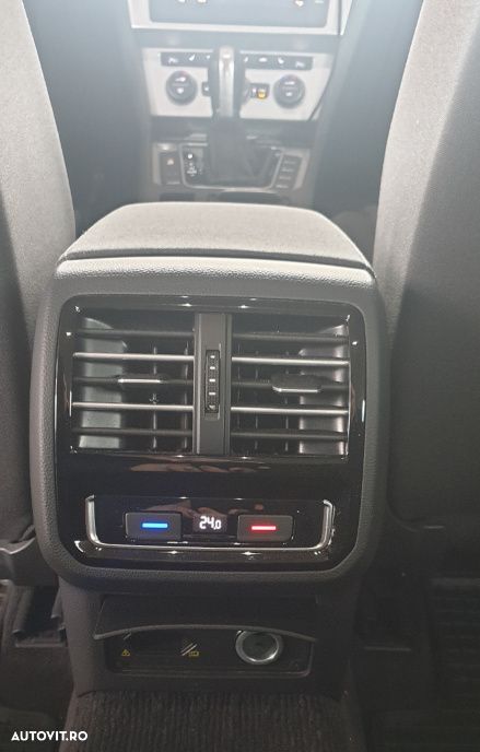 Volkswagen Passat Variant 2.0 TDI SCR DSG Comfortline - 17