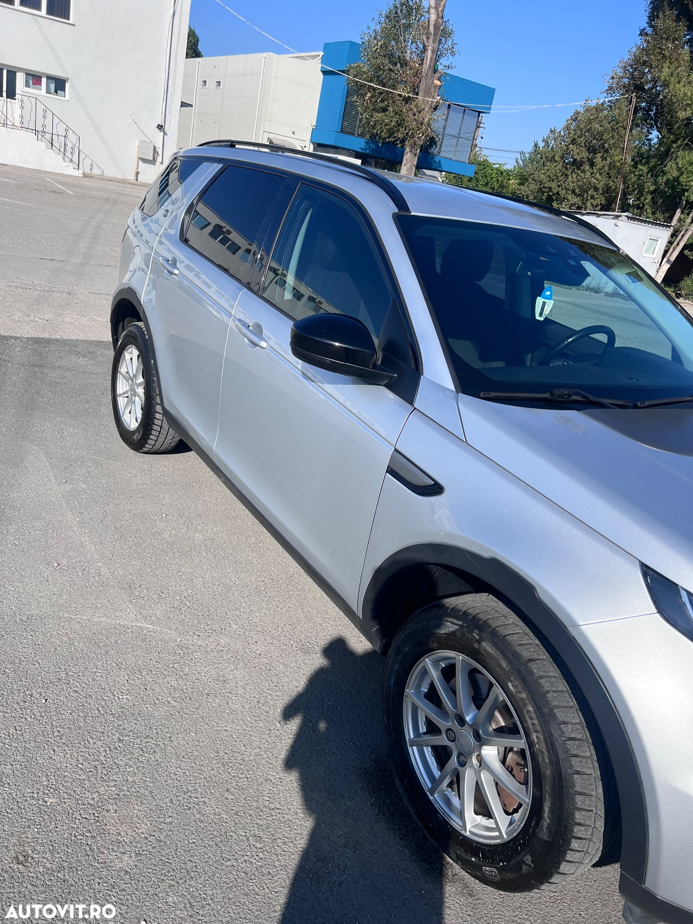 Land Rover Discovery Sport 2.0 l TD4 HSE Aut. - 4