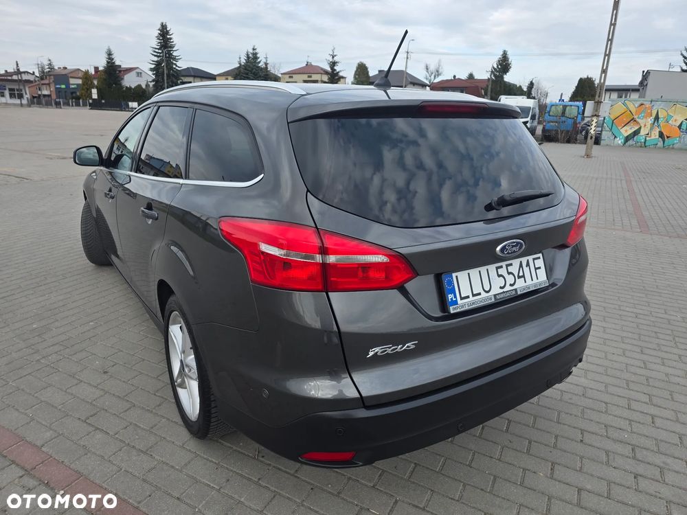 Ford Focus 2.0 TDCi Titanium ASS - 4