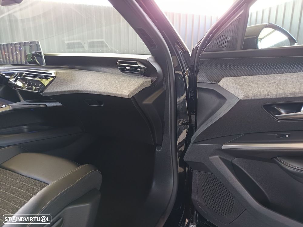 Peugeot 3008 1.2 Hybrid Allure Pack e-DCS6 - 32