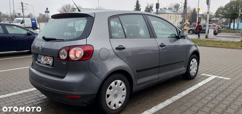 Volkswagen Golf Plus 1.6 Comfortline Tiptr - 4