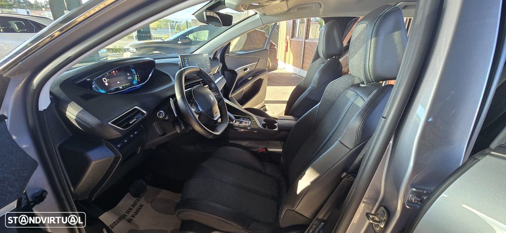 Peugeot 3008 1.6 Hybrid Allure Pack e-EAT8 - 10