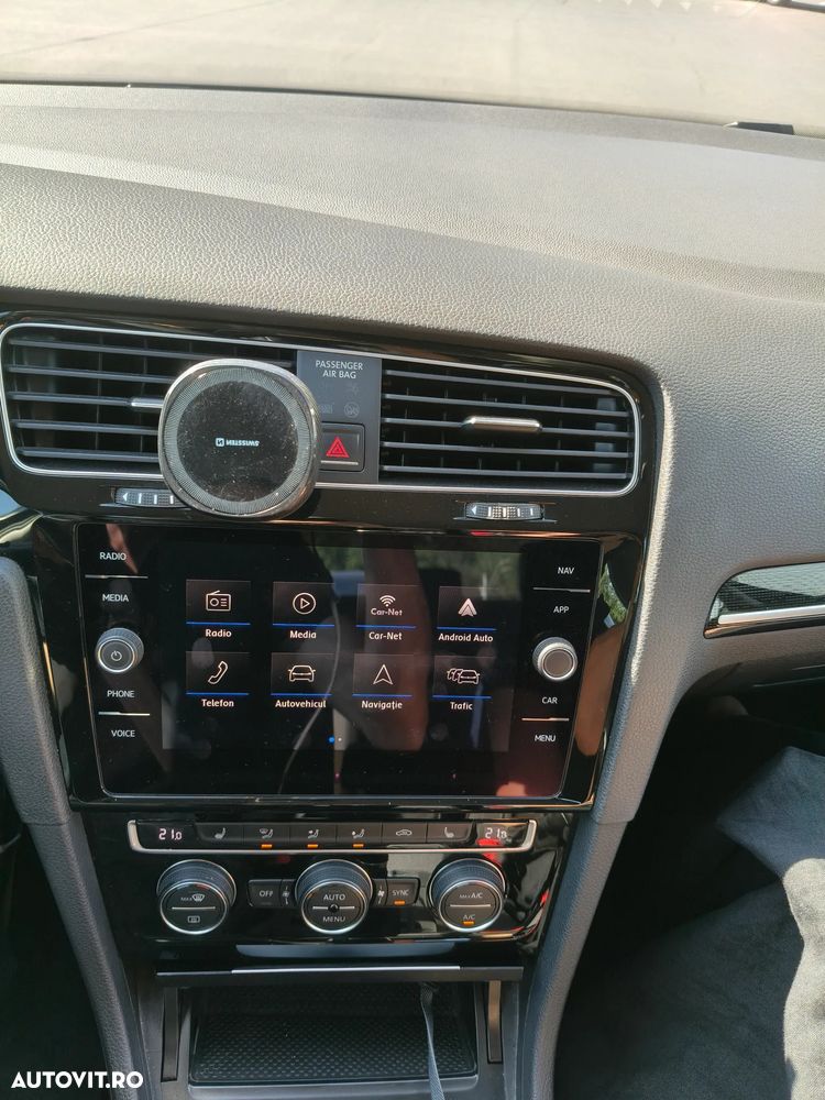 Volkswagen Golf 2.0 TDI Highline - 11