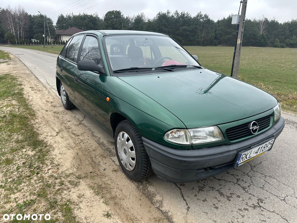 Opel Astra 1.4 GL - 1