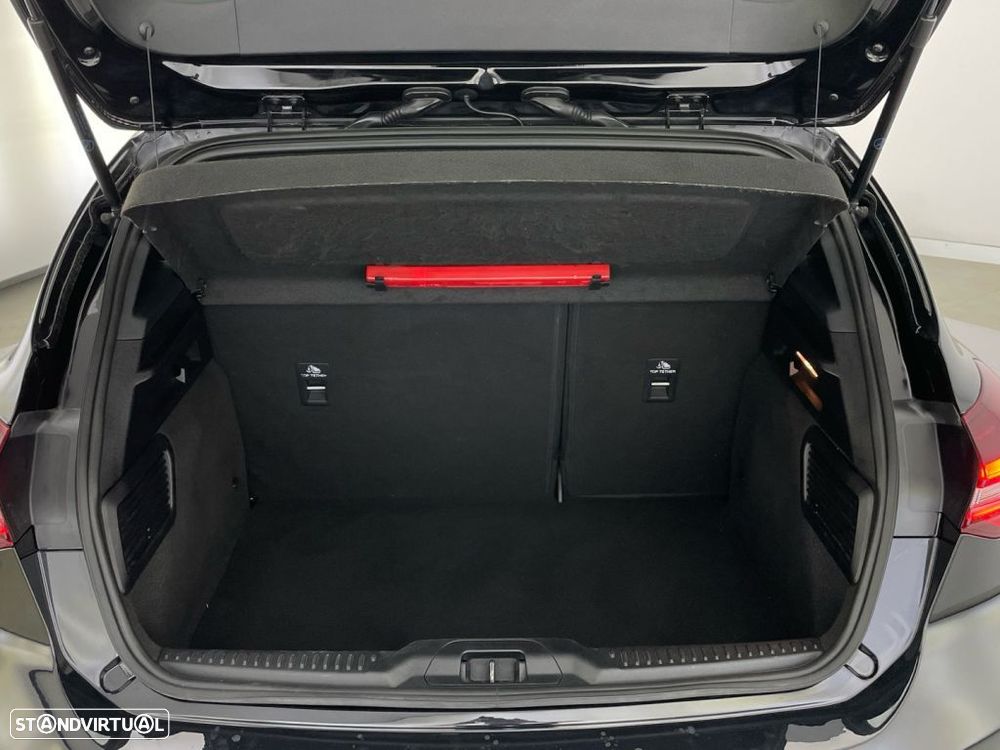 Ford Focus 1.0 EcoBoost MHEV ST-Line - 13
