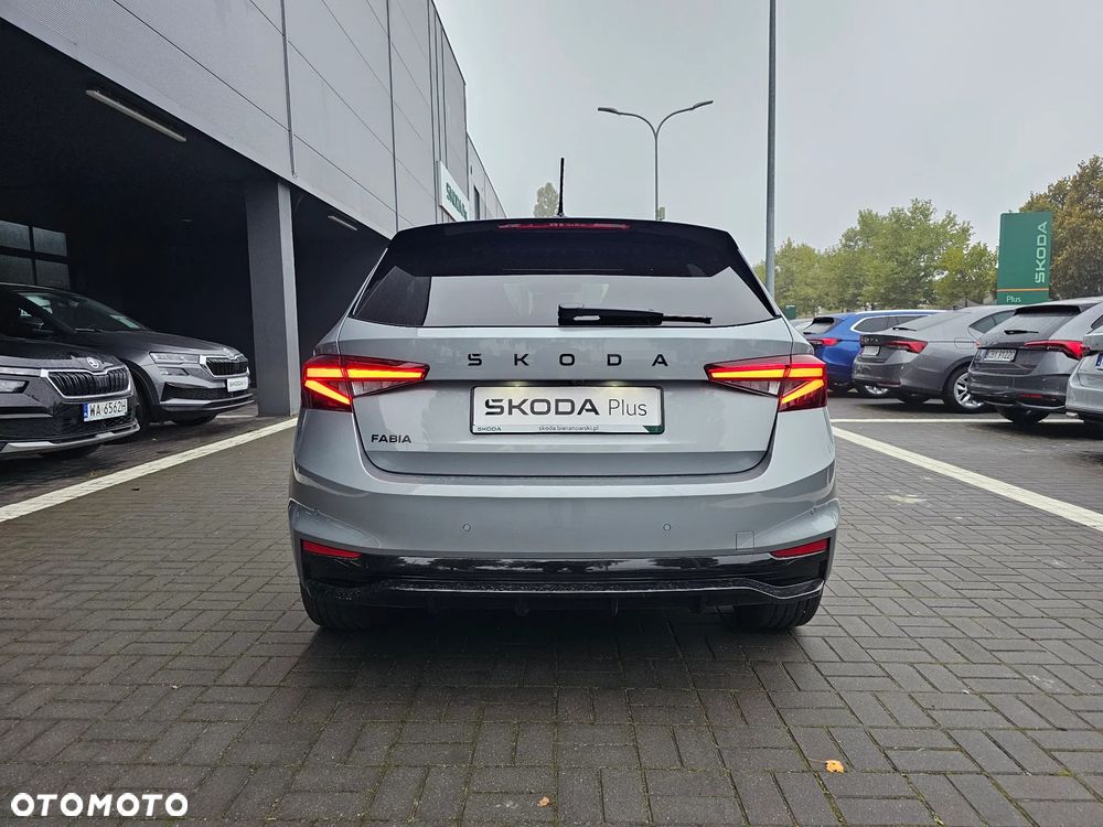 Skoda Fabia 1.0 TSI Monte Carlo - 8