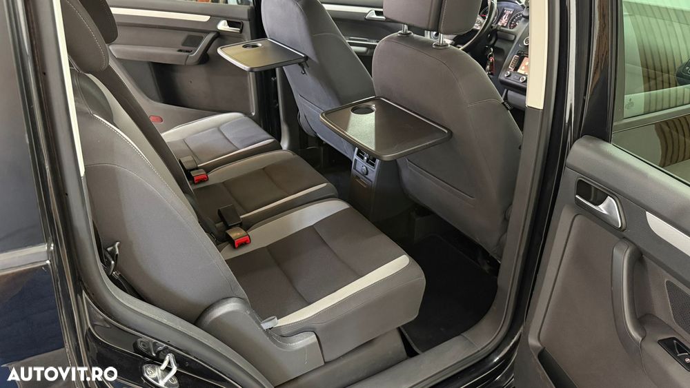 Volkswagen Touran 2.0 TDI BlueMotion Technology Highline - 18