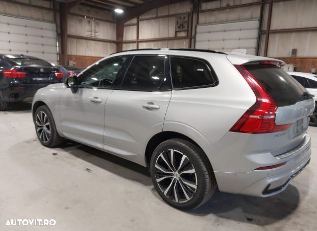 Volvo XC 60 B5 B AWD Plus Bright - 2