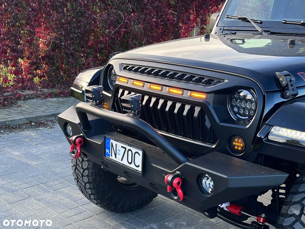 Jeep Wrangler - 2