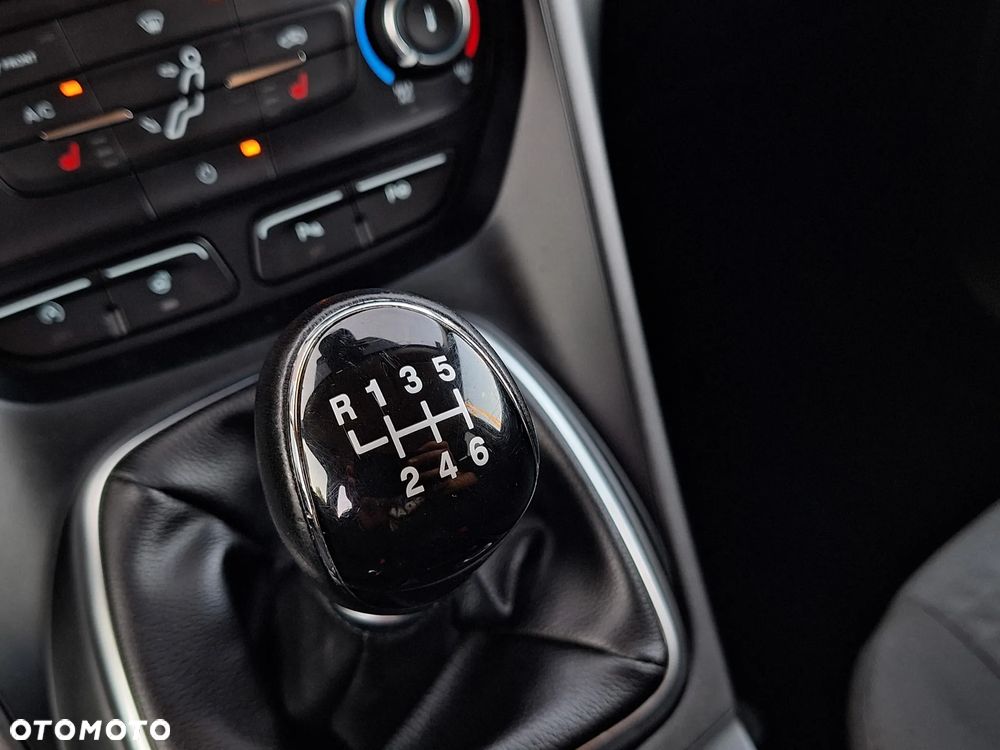 Ford Grand C-MAX - 11
