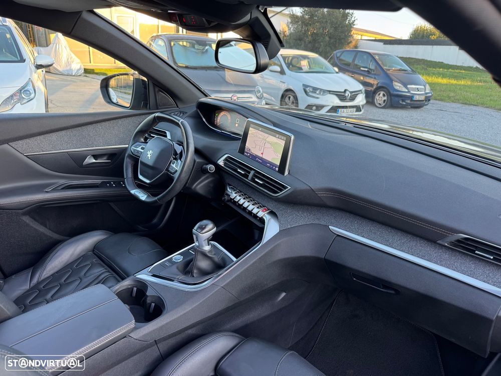 Peugeot 3008 1.2 PureTech GT Line - 18