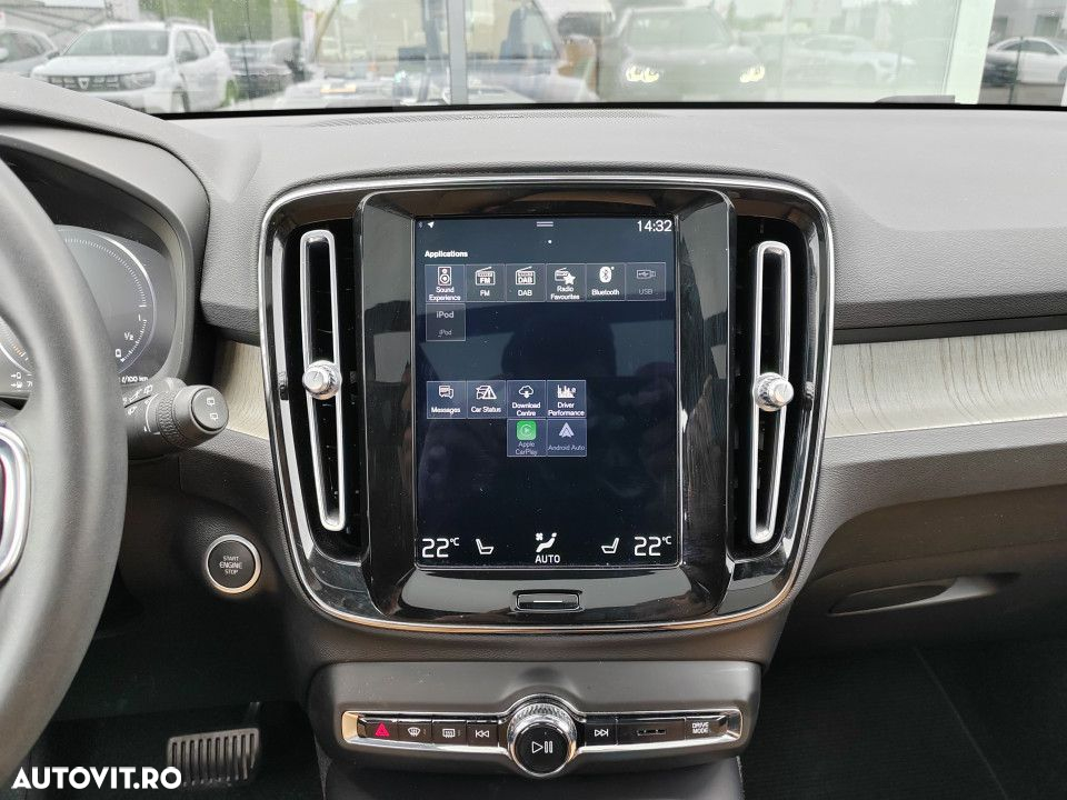 Volvo XC 40 Recharge T5 Twin Engine AT7 Inscription - 24