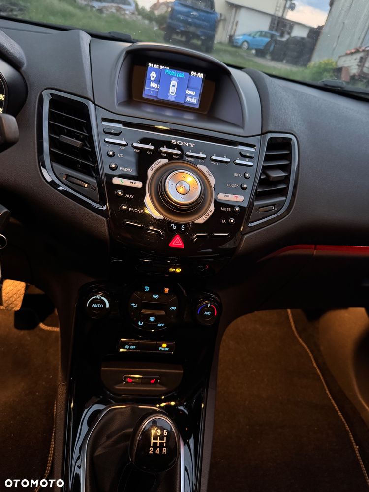Ford Fiesta 1.0 EcoBoost S&S TITANIUM X - 13