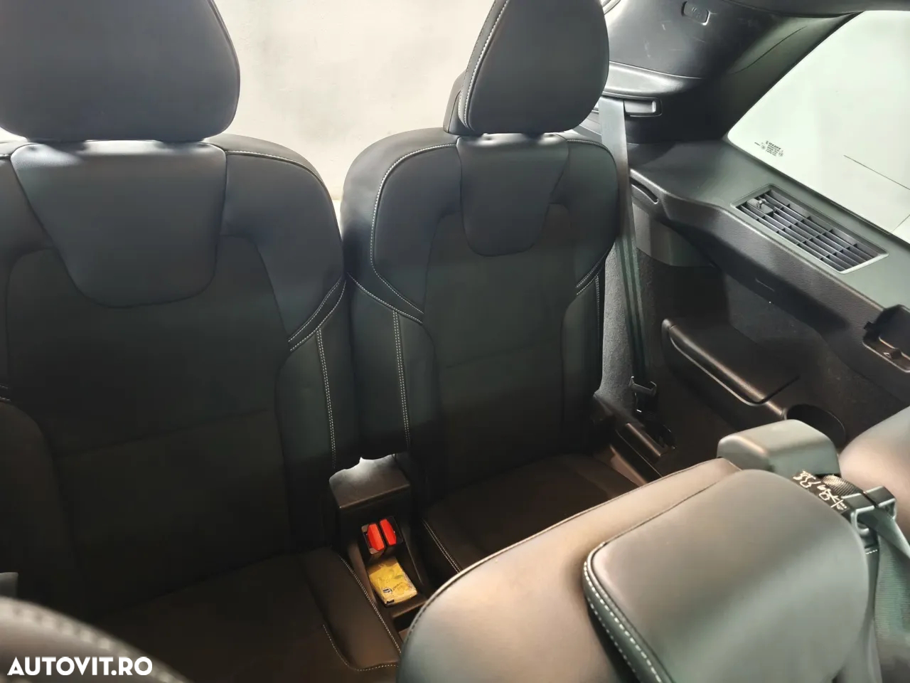 Volvo XC 90 B5 MHEV AWD 7 locuri R-Design - 11