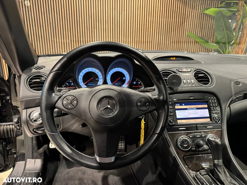 Mercedes-Benz SL 350 7G-TRONIC - 32