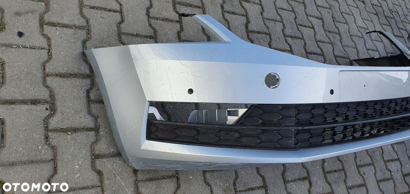 SKODA OCTAVIA III ZDERZAK PRZÓD - 2