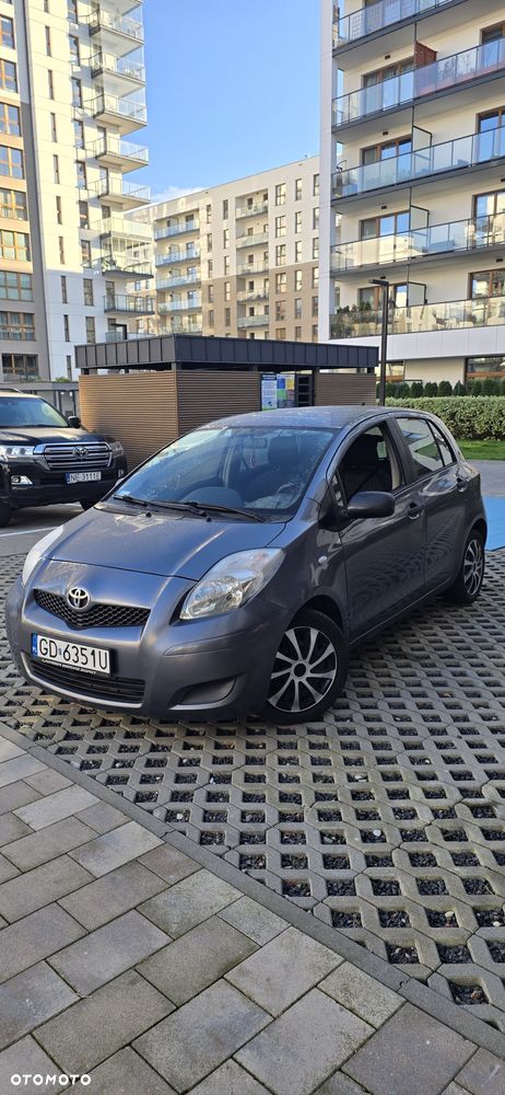 Toyota Yaris - 7