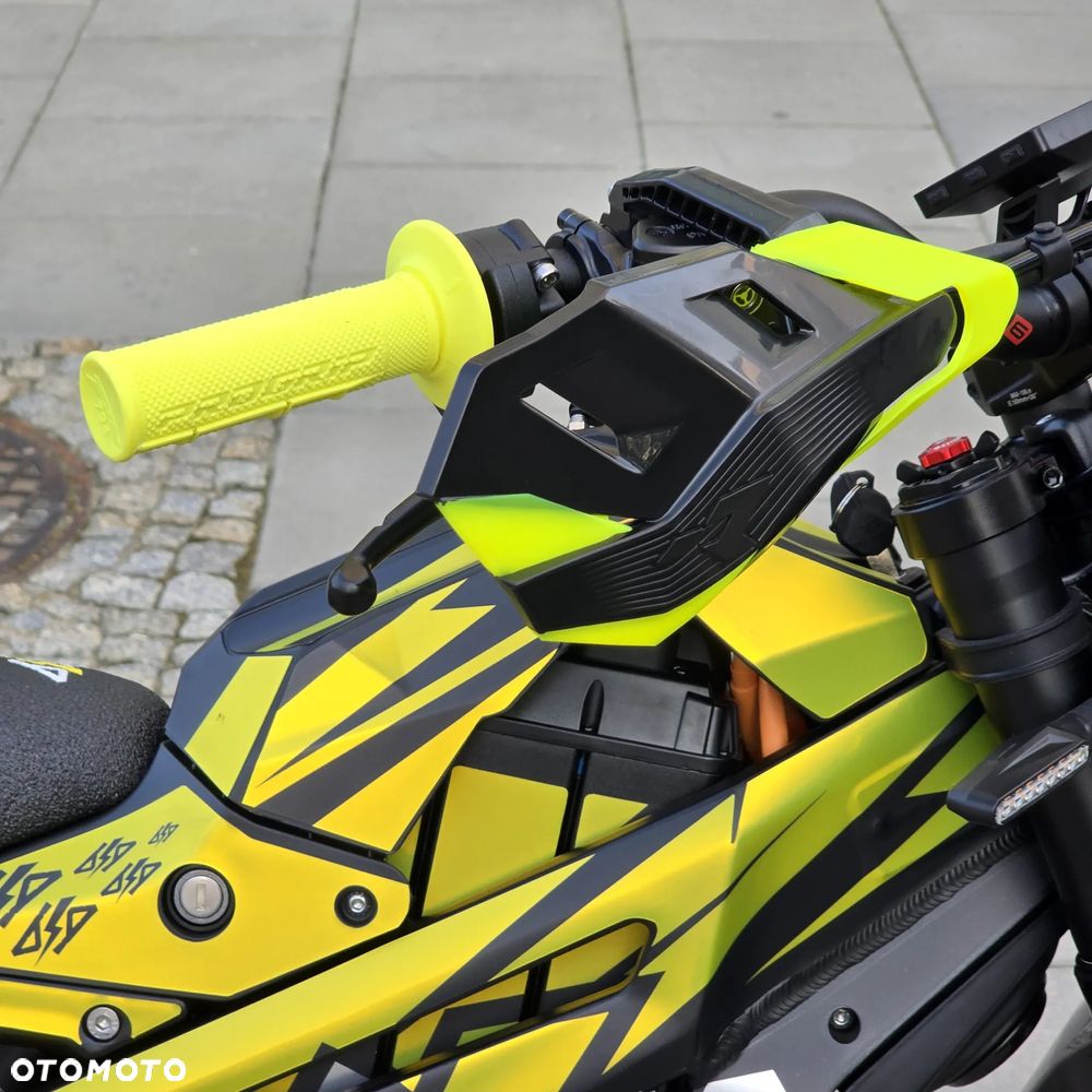 Talaria Sting L1e - 9