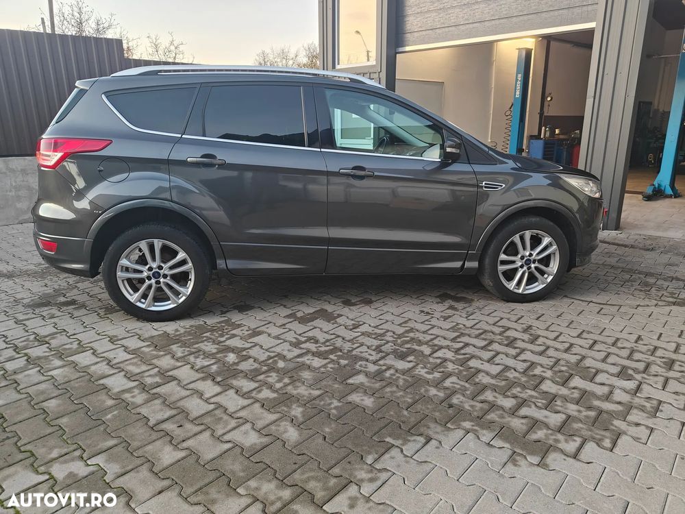 Ford Kuga 1.5 EcoBoost 4WD Titanium - 12