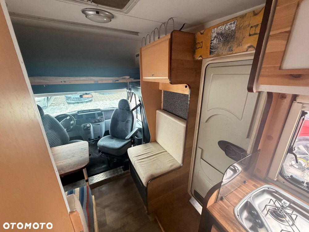 Ford Transit - 21