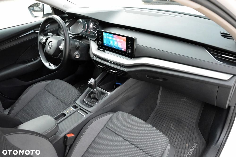 Skoda Octavia 1.5 TSI ACT Ambition - 14