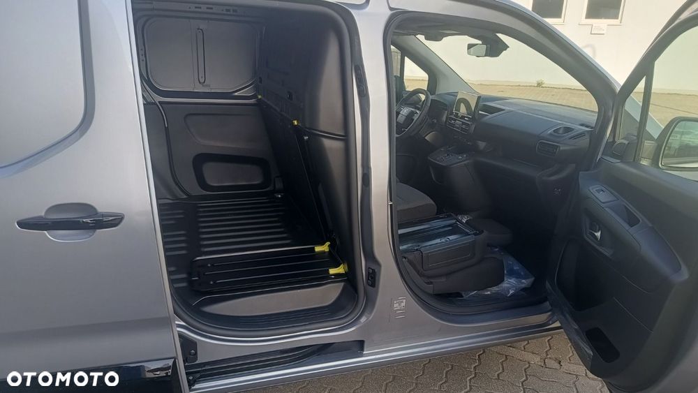 Opel Combo - 17