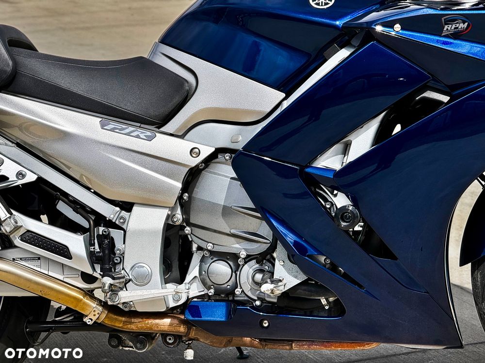 Yamaha FJR - 10