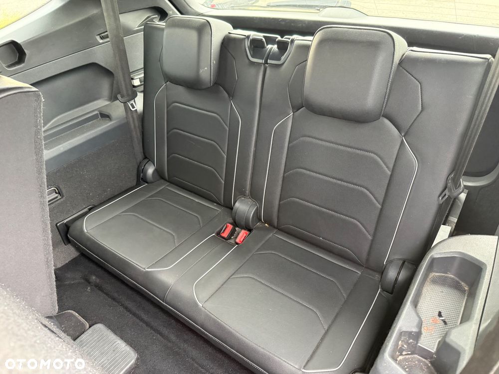 Volkswagen Tiguan Allspace 2.0 TDI R-Line DSG 7os - 38