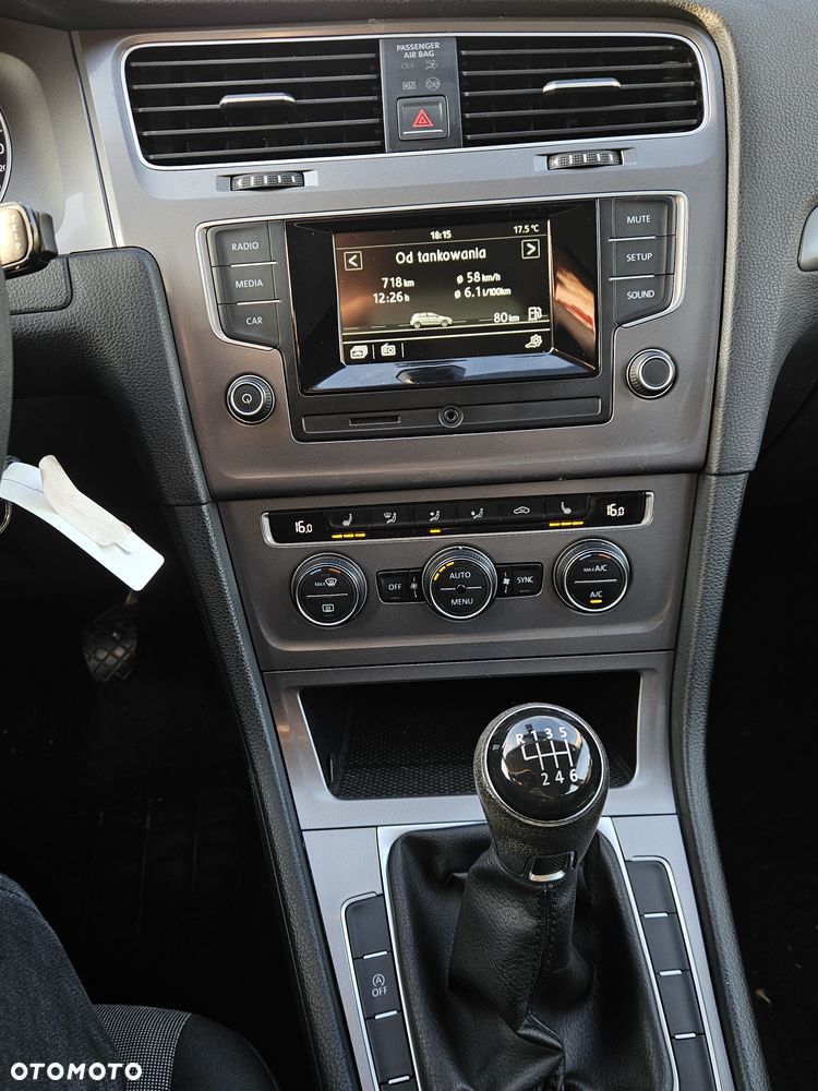 Volkswagen Golf - 7