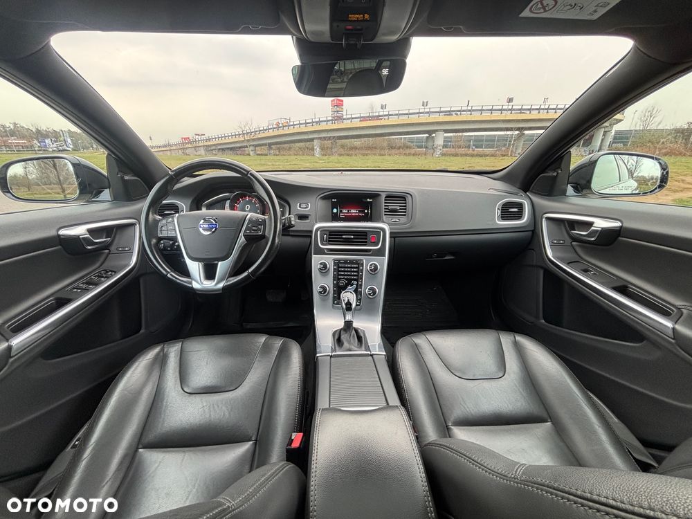 Volvo V60 Cross Country T5 Geartronic Summum - 6