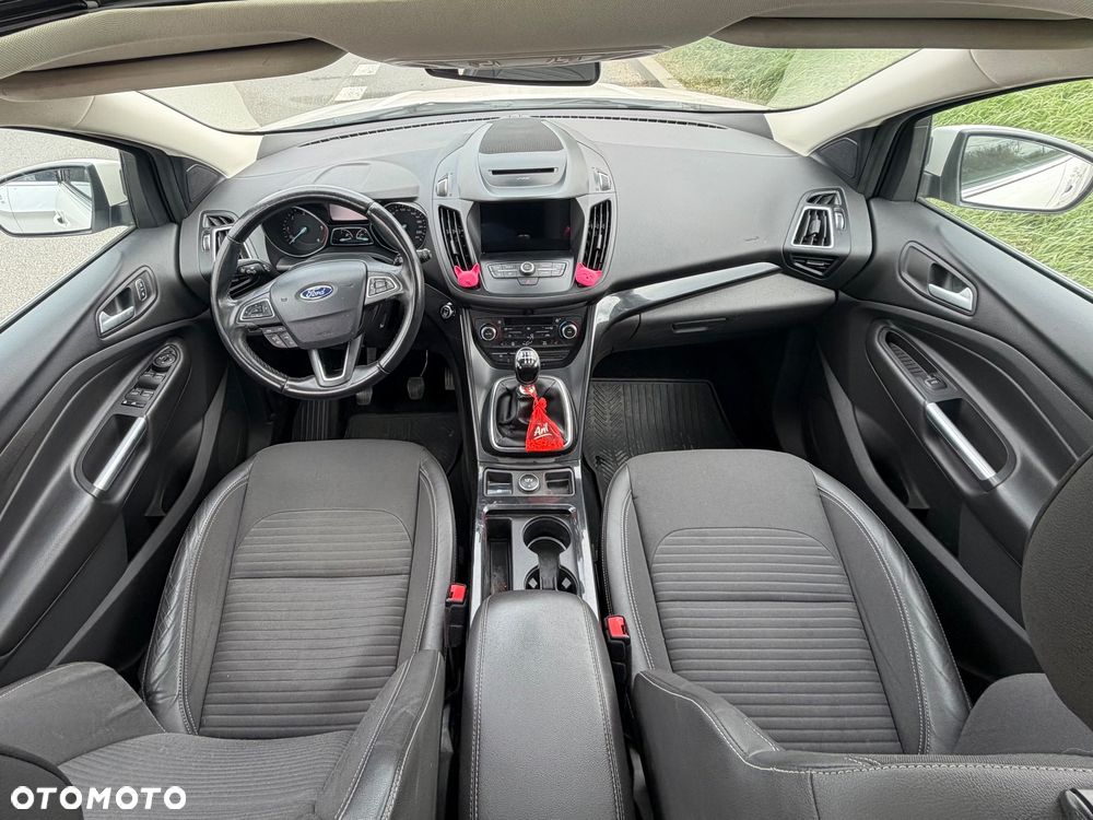 Ford Kuga 2.0 TDCi AWD Titanium - 12