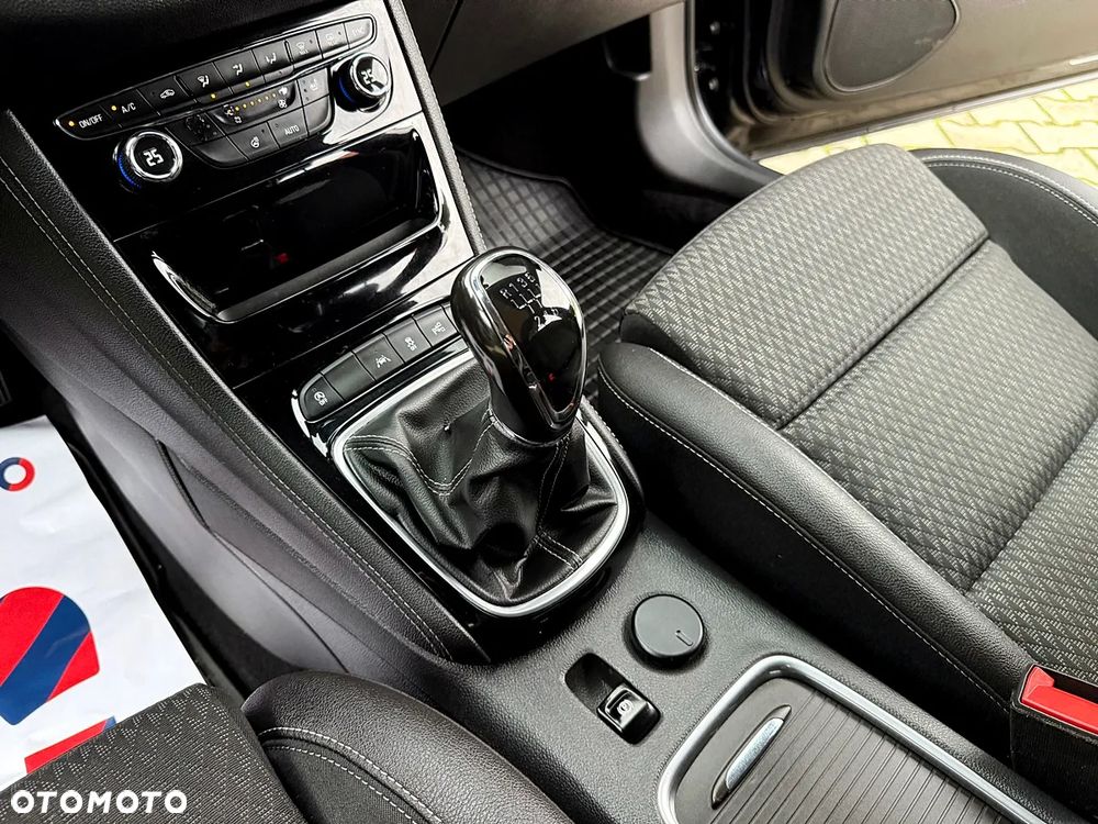 Opel Astra 1.6 BiTurbo D (CDTI) Start/Stop Innovation - 35