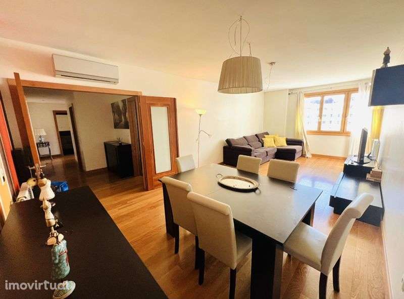 T2 mobilado e equiado na zona nova do INFANTADO - Grande imagem: 3/12