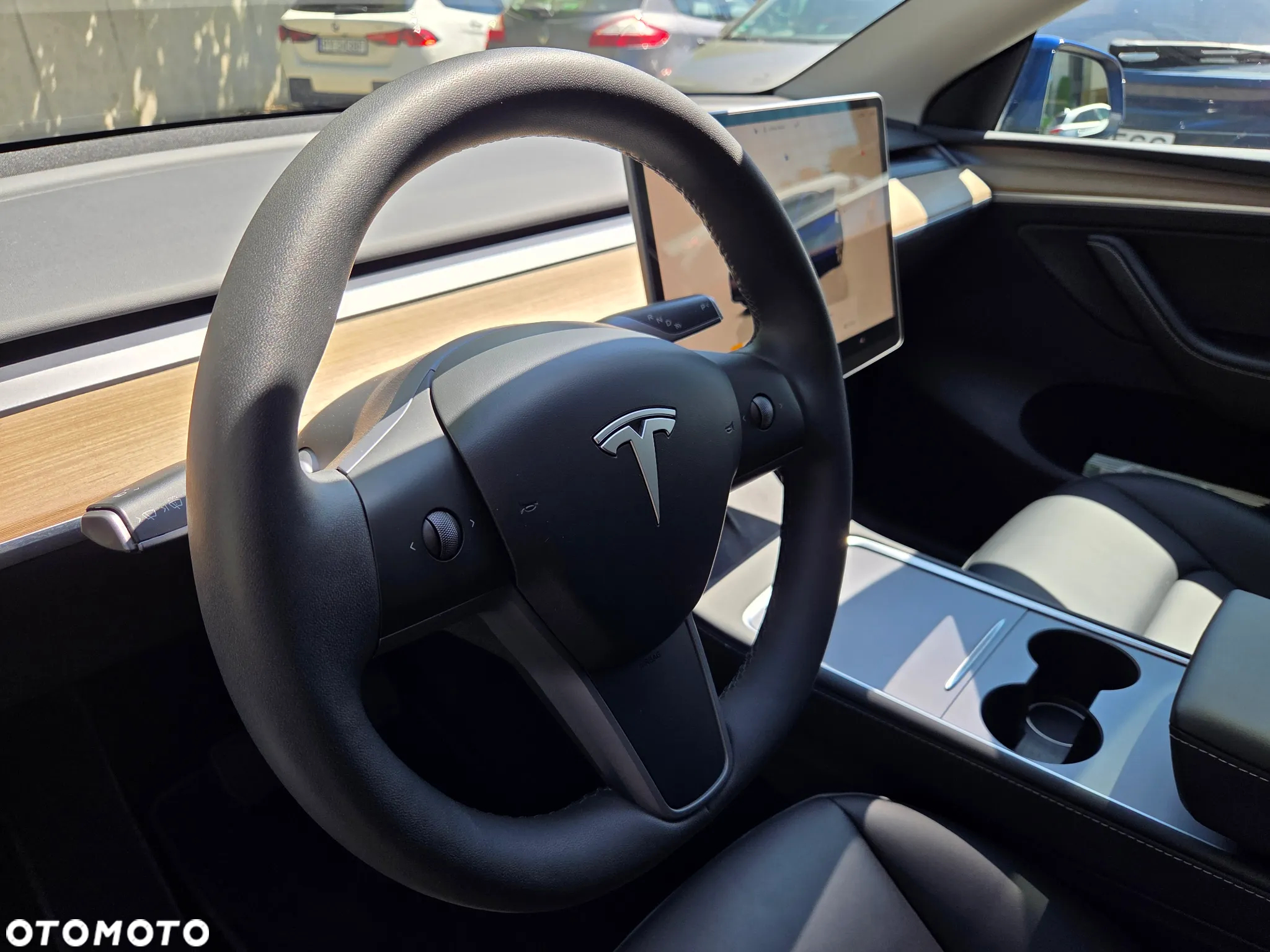 Tesla Y Model Long Range Dual Motor AWD - 13