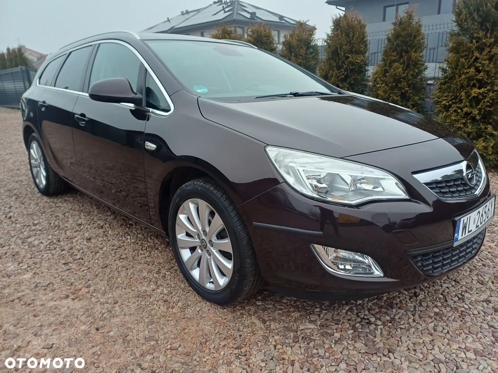 Opel Astra 1.4 Turbo Cosmo - 1