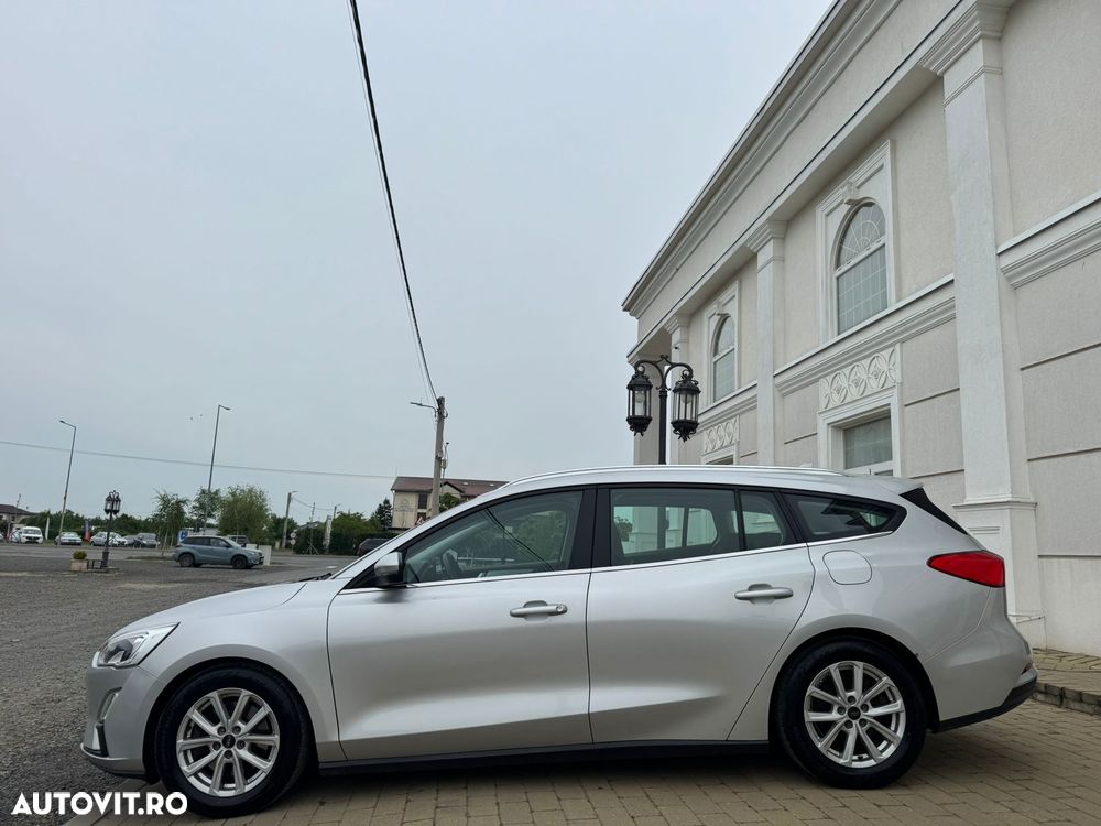 Ford Focus - 16