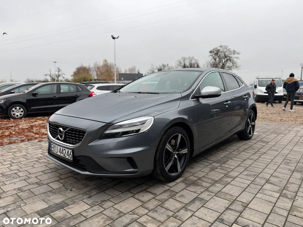 Volvo V40 D3 Drive-E R-Design Momentum - 2