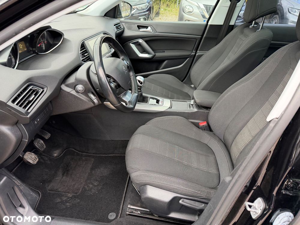 Peugeot 308 BlueHDi FAP 150 Stop & Start Allure - 26